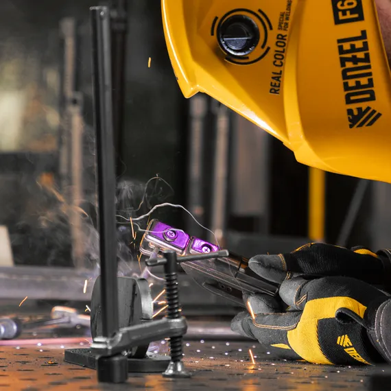 Аппарат инвертор. дуговой сварки DM-220 Standart, 220 А, ПВ 60% Denzel