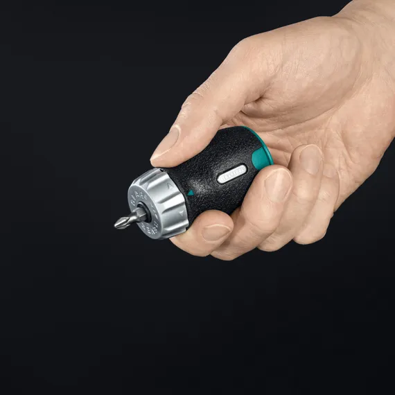 KRAFTOOL EXTREM Kompakt набор: реверсивная отвертка с битами 6 шт (25877)