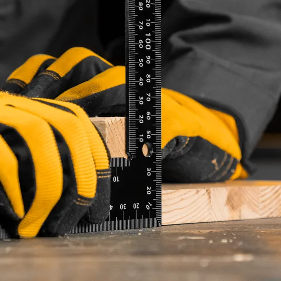 Угольник, 200 х 300 мм, алюминиевый, лазерная гравировка Denzel